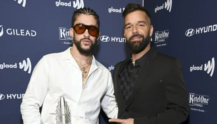 Ricky Martin Tece Elogios a Bad Bunny Após Vitória Histórica no Grammy: "Me Emocionou Muito"