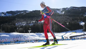 Esquiador norueguês conquista 9º ouro e se isola como maior vencedor dos Jogos d