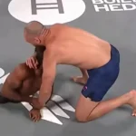 Valter Walker finaliza Zion Clark em evento de MMA. — Foto: Notícias ao Minuto