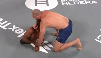 Valter Walker finaliza Zion Clark em evento de MMA. — Foto: Notícias ao Minuto