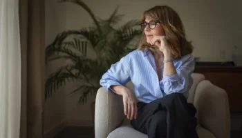 3 coisas que as mulheres deveriam fazer para diminuir o risco de demência — Foto