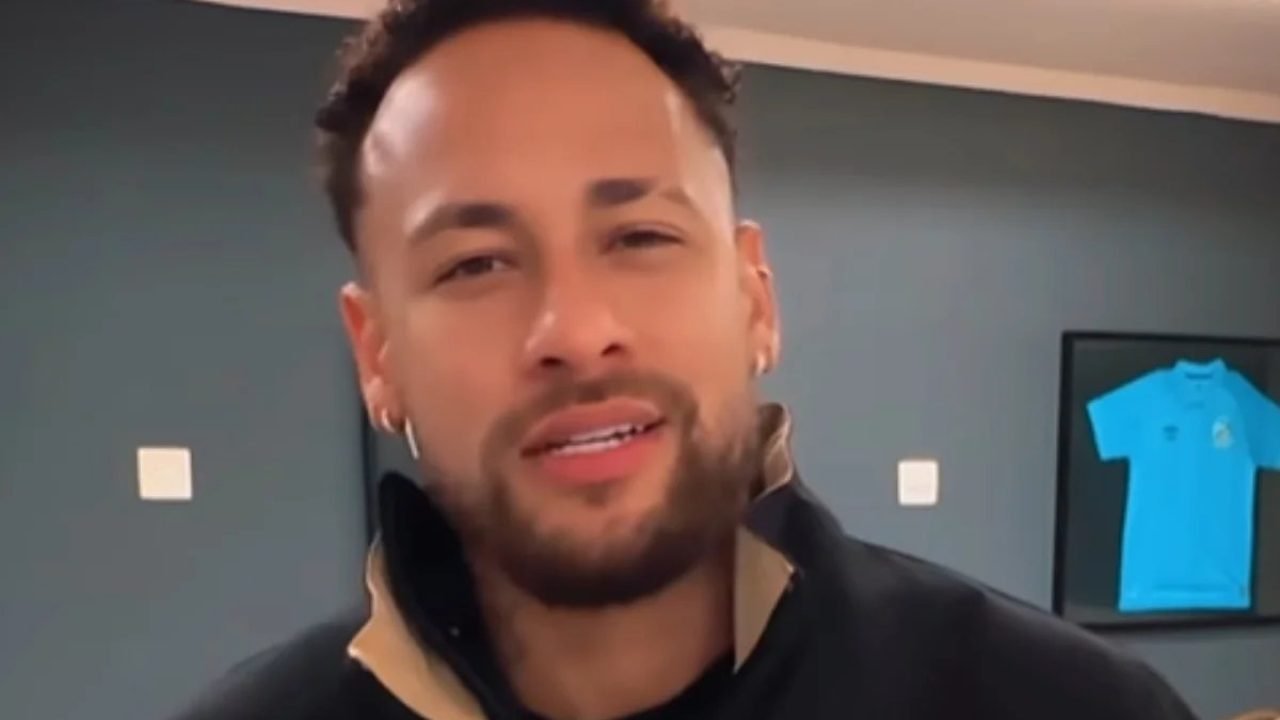neymar-reage-apos-comentario-de-fa-sobre-sua-familia