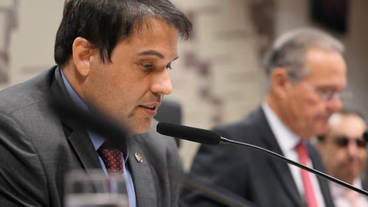 o_presidente_interino_da_cvm__joao_accioly__durante_depoimento_no_senado_foto_saulo_cruz_agencia_senado-36484740