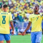 Vinícius Júnior na comemoração do gol do Brasil sobre o Marrocos pela Copa do Mu