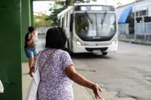 passageiros_onibus_recife_3-831641