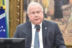 Foto: Azi foi presidente da CCJ em 2025 e é considerado um deputado moderado