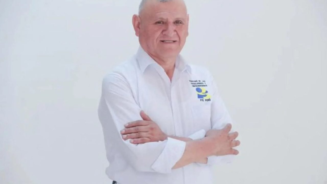 Foto: 1 de 1 Napoleón Becerra - Foto: Reprodução/Redes sociais