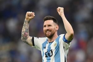 Messi comemorando o segundo gol da vitória contra a França na grande final da Co