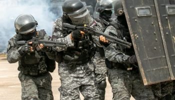 Foto: PL que endurece regra para presos que matarem policiais volta à Câmara dos