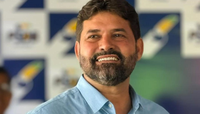 política