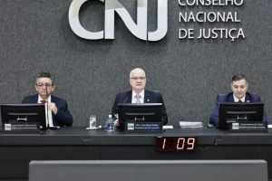 proposta-de-edson-fachin-cria-tabela-unificada-e-busca-evitar-fraudes-ou-fragmentacao-no-teto-da-magistratura-26.mai_.2026-848x477-1