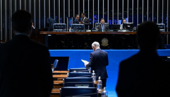 senado-politica-como-disciplina-obrigatoria-848x477-1