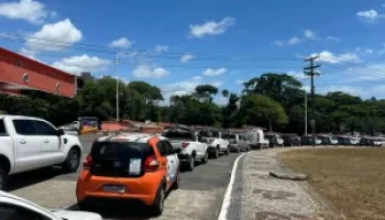 tecnicos-de-internet-realizaram-protesto-no-cab-3060940-article-300x225-1