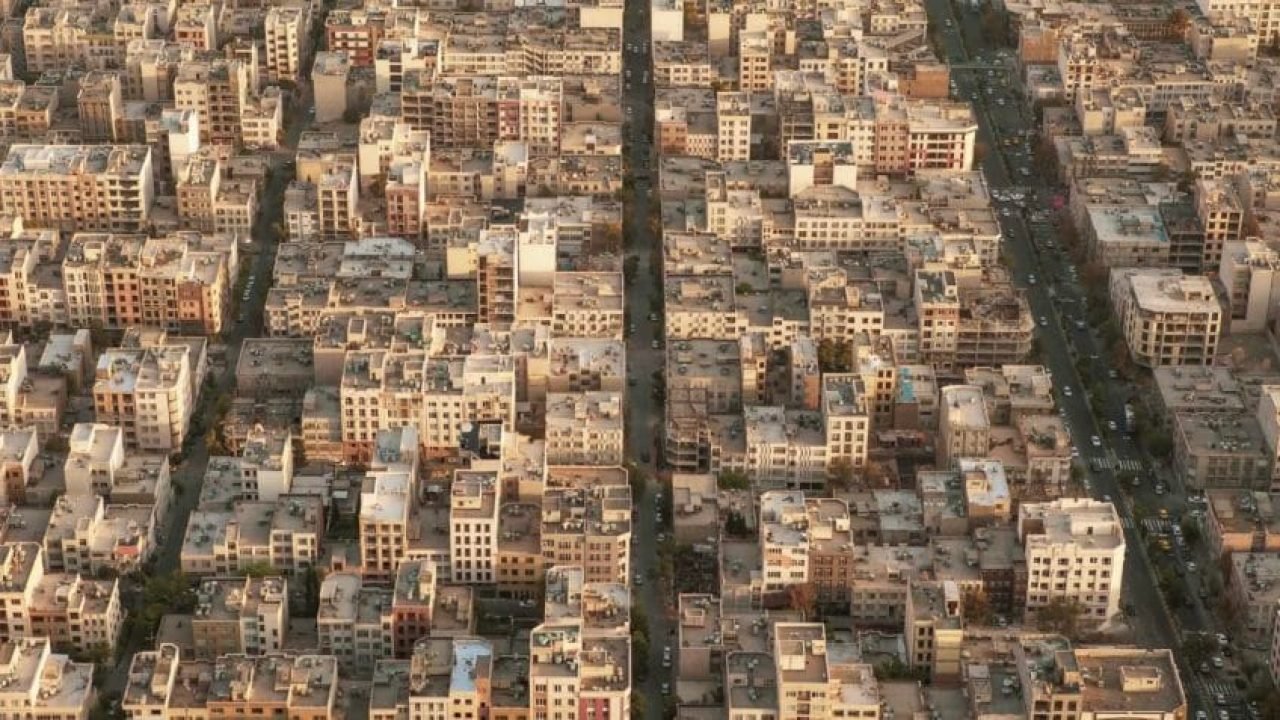 Foto: A infraestrutura hídrica de Teerã, capital iraniana, não acompanha o const