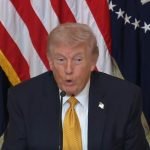 Foto: Na imagem, o presidente Donald Trump discursa em almoço com o conselho do