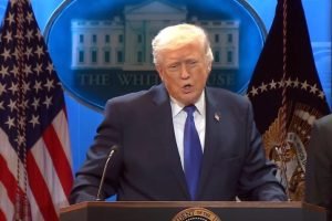 Foto: Na imagem, o presidente dos Estados Unidos, Donald Trump, em discurso depo