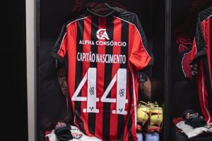 Foto colorida do uniforme do Vitória — Foto: 1 de 1 Foto colorida do uniforme do