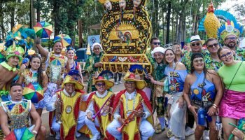 Galo da Madrugada em São Paulo — Foto: RODILEI MORAIS/FOTOARENA/ESTADÃO CONTEÚDO
